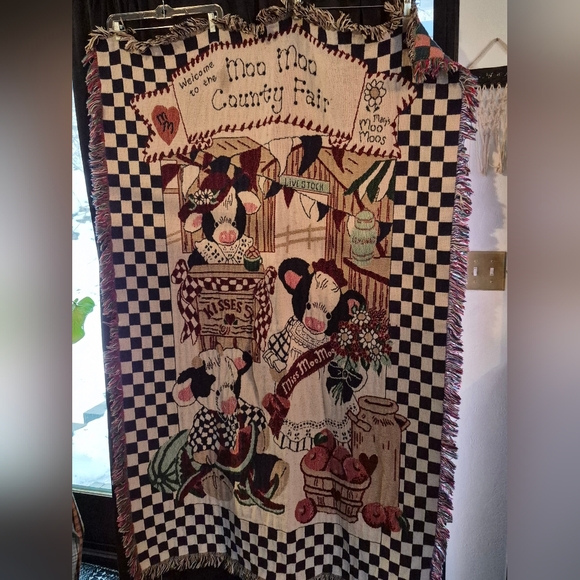 Vintage Merry Moos Country Fair Cow Tapestry Blanket